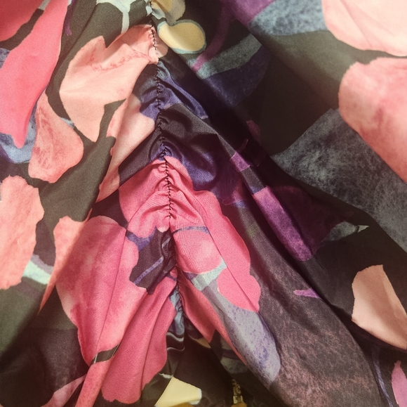 H&M Gathered Puff-sleeved Blouse Blouse Colorful Floral Print Sz M. NWOT - Picture 11 of 14